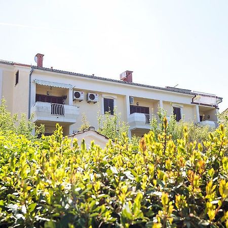 Apartments Bo Malinska Zewnętrze zdjęcie